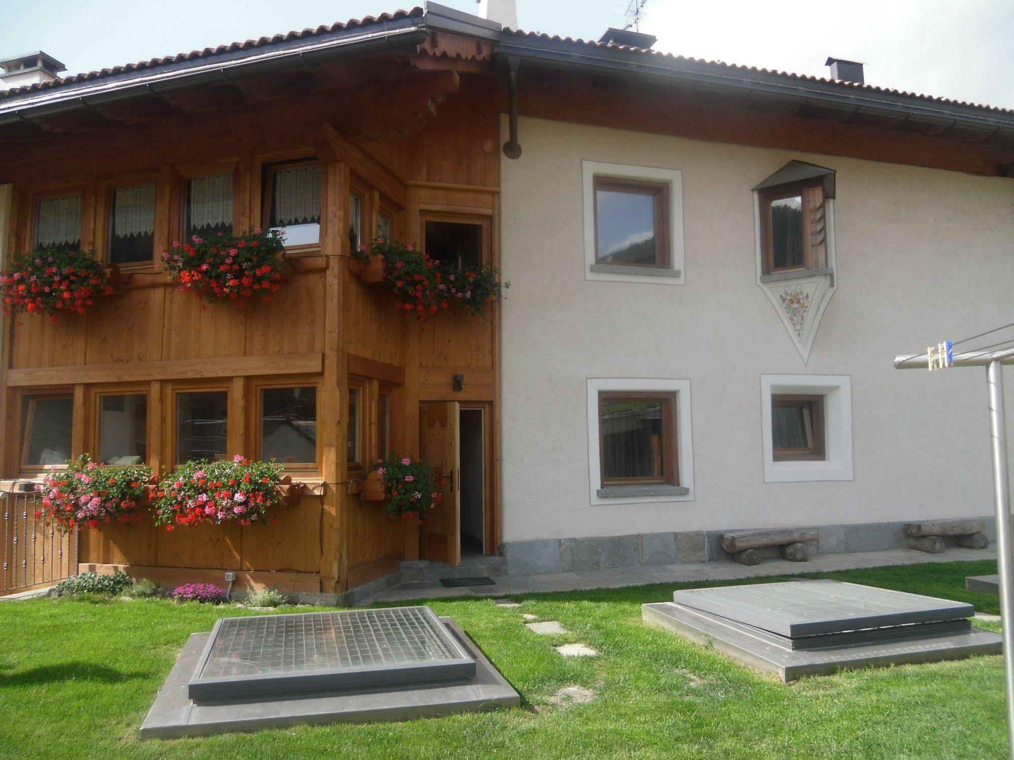 Chalet La Rugiada 보르미오 외부 사진