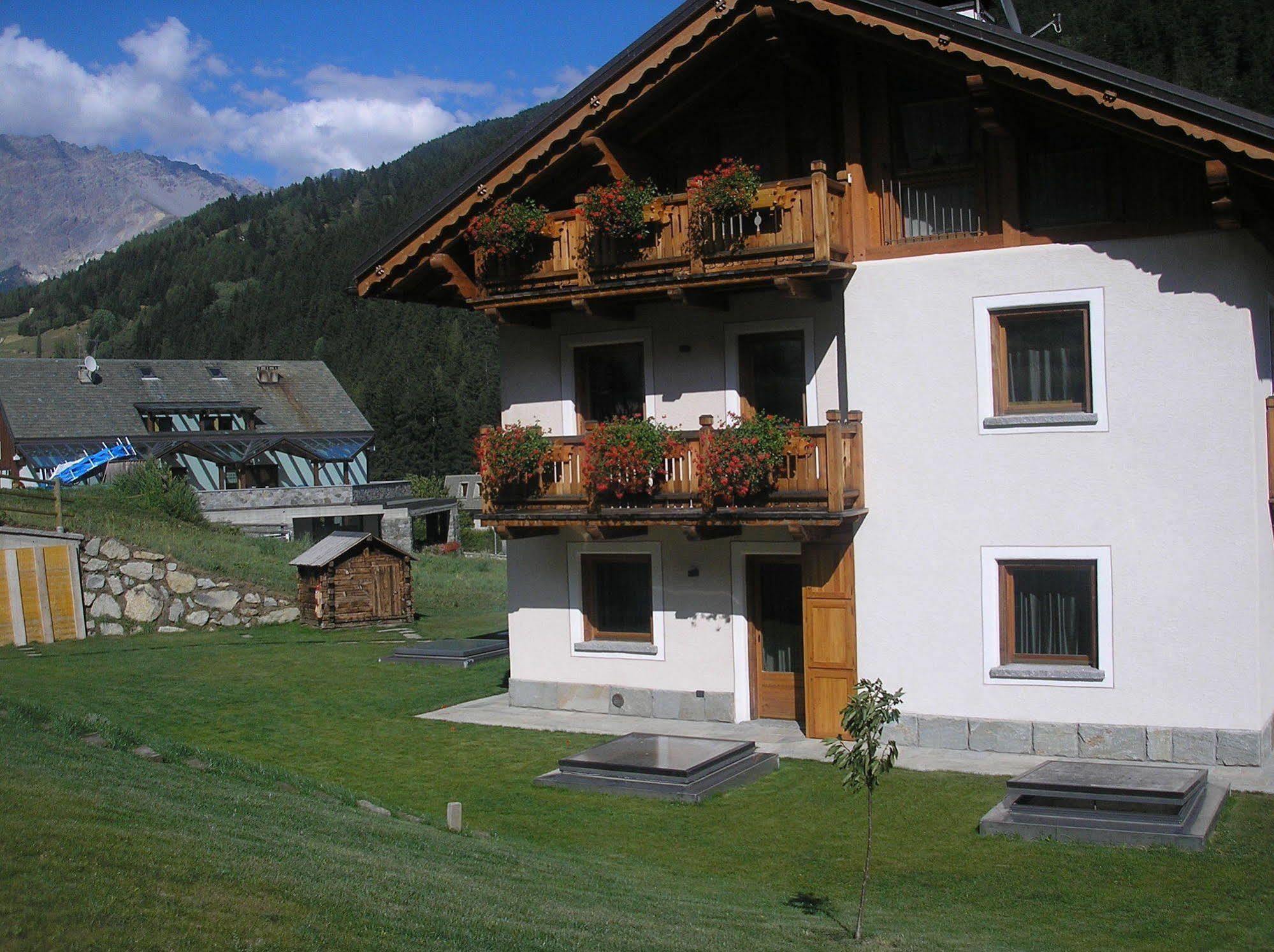 Chalet La Rugiada 보르미오 외부 사진